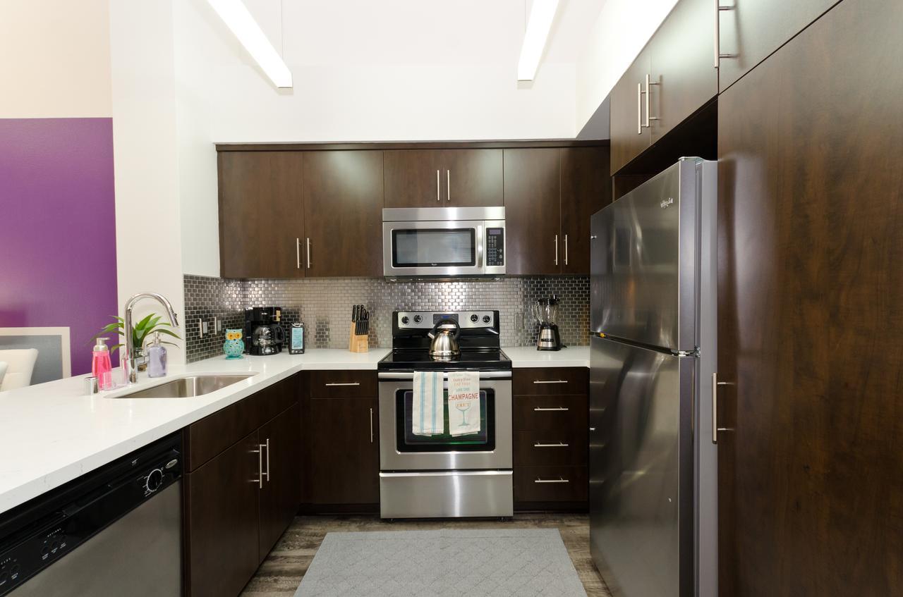 Popular Hollywood Upstairs Downstairs Penthouse * Los Angeles